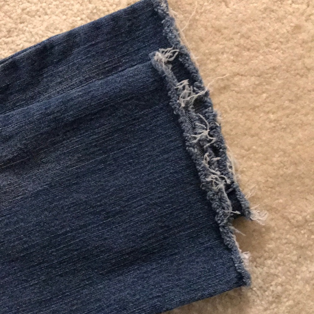🔥 Red Rivet Jeans - Picture 7 of 7